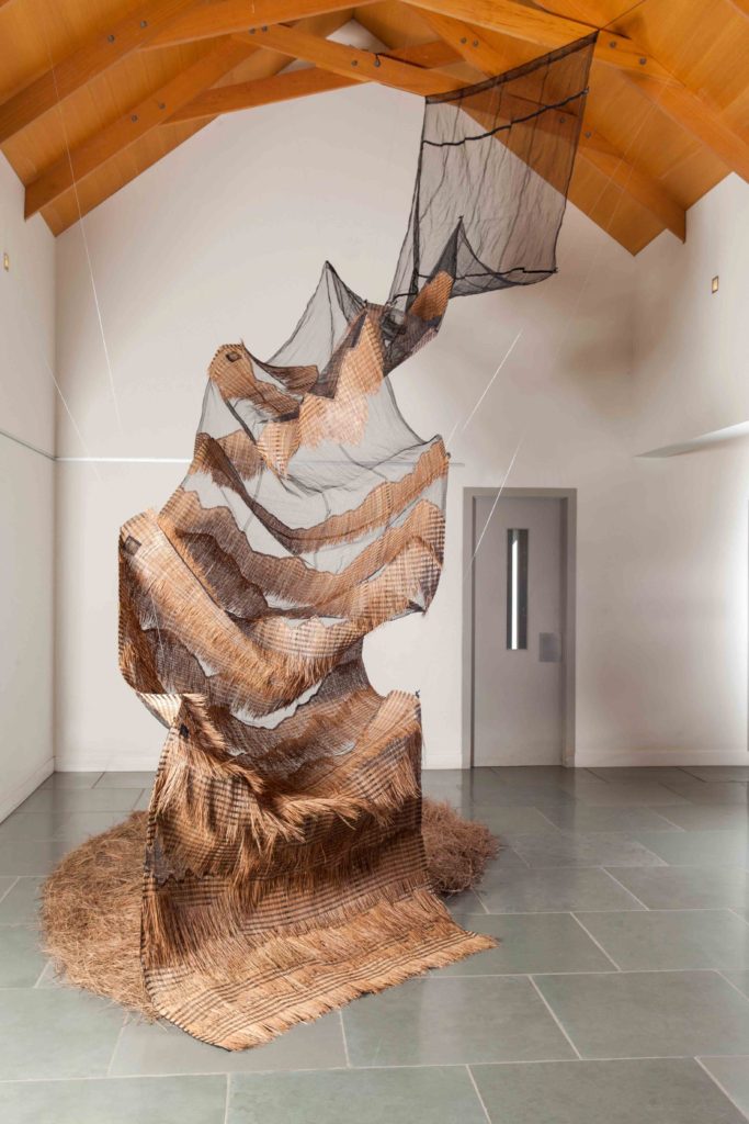 Carmel Wallace REFUGE 2017/8
Recycled safety-net, pine needles, thread. Size:variable (8m x 230cm x 15cm fully extended).
photo by Kristian Laemmle-Ruff 